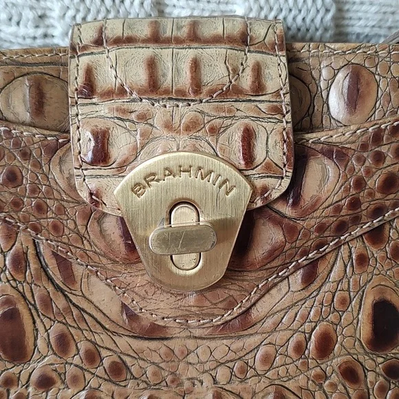 BRAHMIN Small Crossbody Croc Brown Leather Bag Purse - Picture 2 of 12